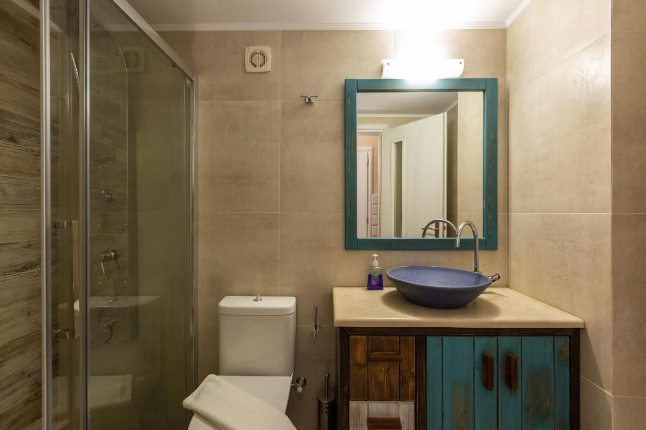 Ilys Home, A Country-chic Retreat With Pool & Bbq, By Thinkvilla Βίλα Μαργαρίτες